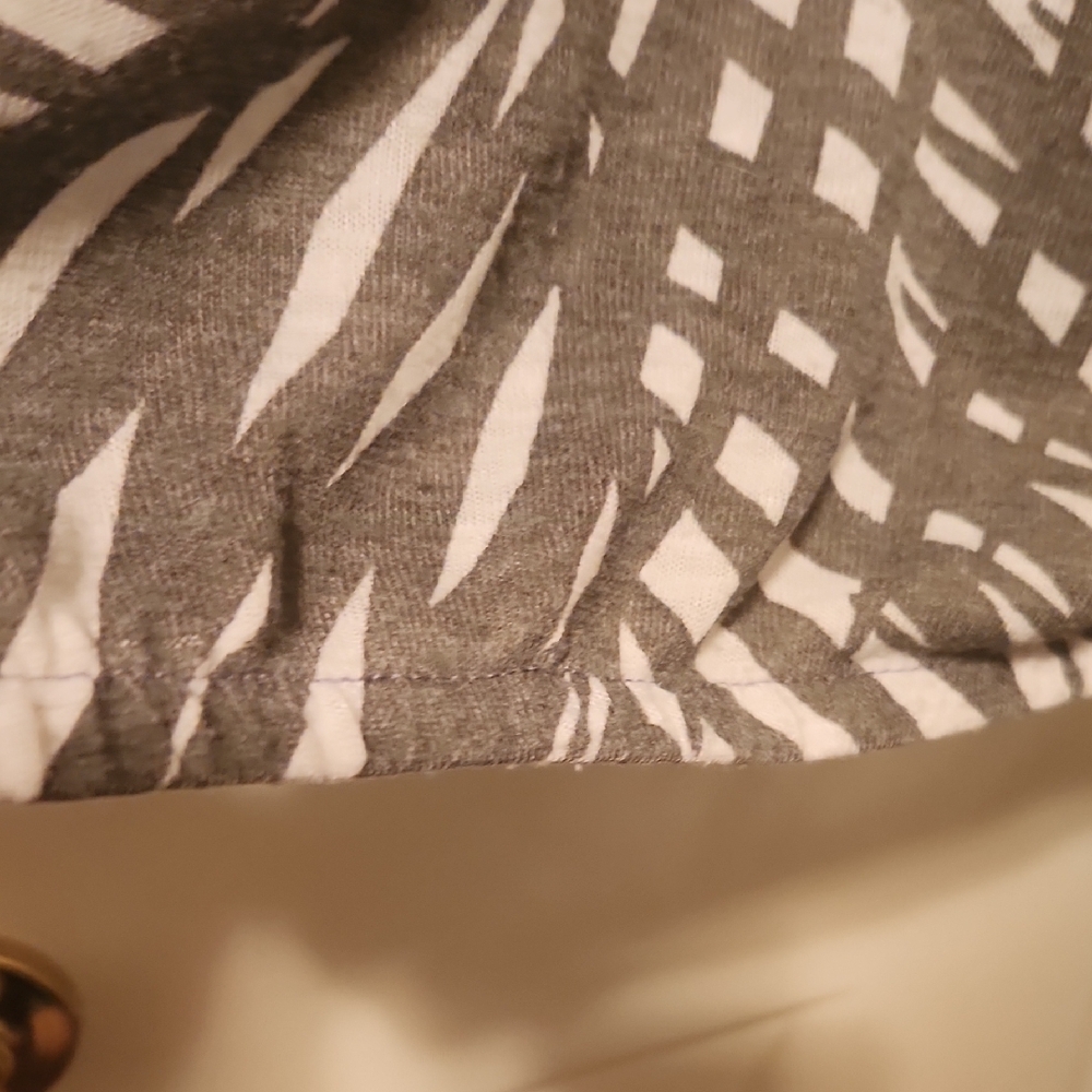 (2) Tank Tops - Picture 5 of 7